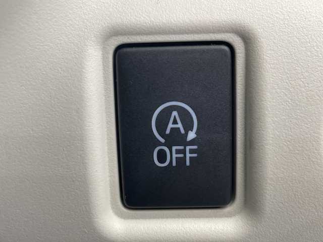 トヨタ ノア Si ダブルバイビーⅡ 栃木県 2019(平31)年 3.3万km ホワイトパールクリスタルシャイン 純正ナビ(NSZT-W68T)/(フルセグTV・Bluetooth・CD・DVD・SD)/バックカメラ/後席モニター/トヨタセーフティセンス/ ・プリクラッシュセーフティ/ ・レーンキープアシスト/ ・クルーズコントロール/ ・オートハイビーム/前後コーナーセンサー/両側パワースライドドア/ハーフレザーシート/LEDヘッドライト/オートライト/3列シート/ウォークスルー/ビルトインETC/スマートキー/純正アルミホイール/社外フロアマット