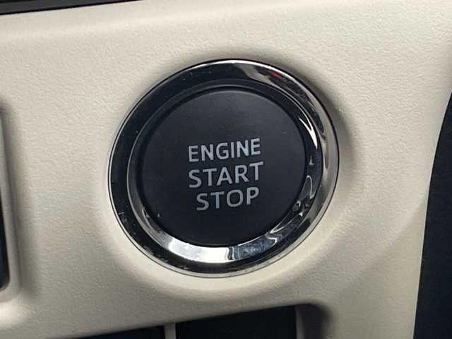 トヨタ ノア Si ダブルバイビーⅡ 栃木県 2019(平31)年 3.3万km ホワイトパールクリスタルシャイン 純正ナビ(NSZT-W68T)/(フルセグTV・Bluetooth・CD・DVD・SD)/バックカメラ/後席モニター/トヨタセーフティセンス/ ・プリクラッシュセーフティ/ ・レーンキープアシスト/ ・クルーズコントロール/ ・オートハイビーム/前後コーナーセンサー/両側パワースライドドア/ハーフレザーシート/LEDヘッドライト/オートライト/3列シート/ウォークスルー/ビルトインETC/スマートキー/純正アルミホイール/社外フロアマット