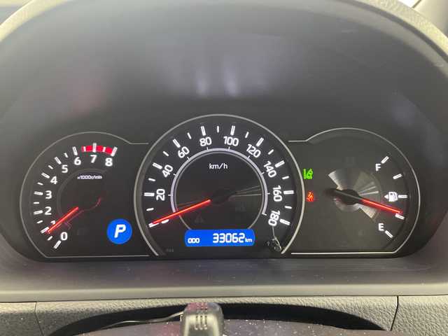 トヨタ ノア Si ダブルバイビーⅡ 栃木県 2019(平31)年 3.3万km ホワイトパールクリスタルシャイン 純正ナビ(NSZT-W68T)/(フルセグTV・Bluetooth・CD・DVD・SD)/バックカメラ/後席モニター/トヨタセーフティセンス/ ・プリクラッシュセーフティ/ ・レーンキープアシスト/ ・クルーズコントロール/ ・オートハイビーム/前後コーナーセンサー/両側パワースライドドア/ハーフレザーシート/LEDヘッドライト/オートライト/3列シート/ウォークスルー/ビルトインETC/スマートキー/純正アルミホイール/社外フロアマット