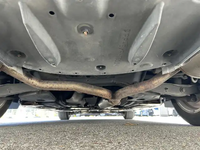 トヨタ クラウン アスリート S 滋賀県 2013(平25)年 13.3万km ホワイトパールクリスタルシャイン 純正メーカーナビ/（AM/FM/CD/DVD/TVフルセグHDD/Bluetooth/USB）/プリクラッシュブレーキアシスト/ETC/バックカメラ/クルーズコントロール/コーナーセンサー/ステアリングスイッチ/ハンズフリーフォン/シートヒーターD/N/シートベンチレーションD/N/パワーシートD/N/オートエアコン/オートライト/プッシュスタート/スマートキー/電動格納ミラー/レーダー付きルームミラー/USB/純正フロアマット/純正ドアバイザー