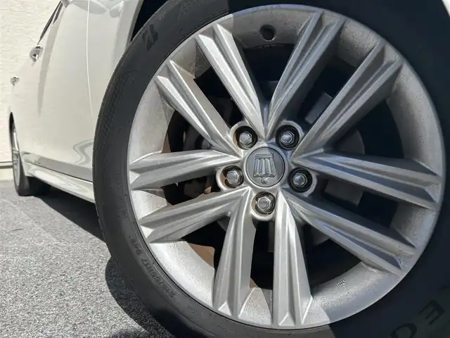 トヨタ クラウン アスリート S 滋賀県 2013(平25)年 13.3万km ホワイトパールクリスタルシャイン 純正メーカーナビ/（AM/FM/CD/DVD/TVフルセグHDD/Bluetooth/USB）/プリクラッシュブレーキアシスト/ETC/バックカメラ/クルーズコントロール/コーナーセンサー/ステアリングスイッチ/ハンズフリーフォン/シートヒーターD/N/シートベンチレーションD/N/パワーシートD/N/オートエアコン/オートライト/プッシュスタート/スマートキー/電動格納ミラー/レーダー付きルームミラー/USB/純正フロアマット/純正ドアバイザー