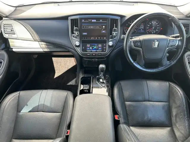 トヨタ クラウン アスリート S 滋賀県 2013(平25)年 13.3万km ホワイトパールクリスタルシャイン 純正メーカーナビ/（AM/FM/CD/DVD/TVフルセグHDD/Bluetooth/USB）/プリクラッシュブレーキアシスト/ETC/バックカメラ/クルーズコントロール/コーナーセンサー/ステアリングスイッチ/ハンズフリーフォン/シートヒーターD/N/シートベンチレーションD/N/パワーシートD/N/オートエアコン/オートライト/プッシュスタート/スマートキー/電動格納ミラー/レーダー付きルームミラー/USB/純正フロアマット/純正ドアバイザー