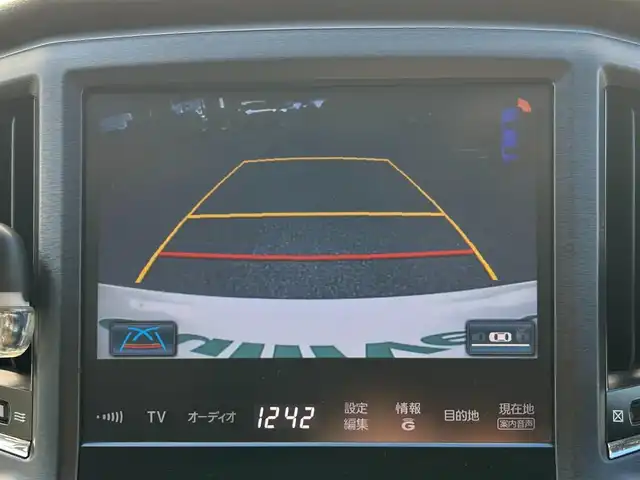 トヨタ クラウン アスリート S 滋賀県 2013(平25)年 13.3万km ホワイトパールクリスタルシャイン 純正メーカーナビ/（AM/FM/CD/DVD/TVフルセグHDD/Bluetooth/USB）/プリクラッシュブレーキアシスト/ETC/バックカメラ/クルーズコントロール/コーナーセンサー/ステアリングスイッチ/ハンズフリーフォン/シートヒーターD/N/シートベンチレーションD/N/パワーシートD/N/オートエアコン/オートライト/プッシュスタート/スマートキー/電動格納ミラー/レーダー付きルームミラー/USB/純正フロアマット/純正ドアバイザー