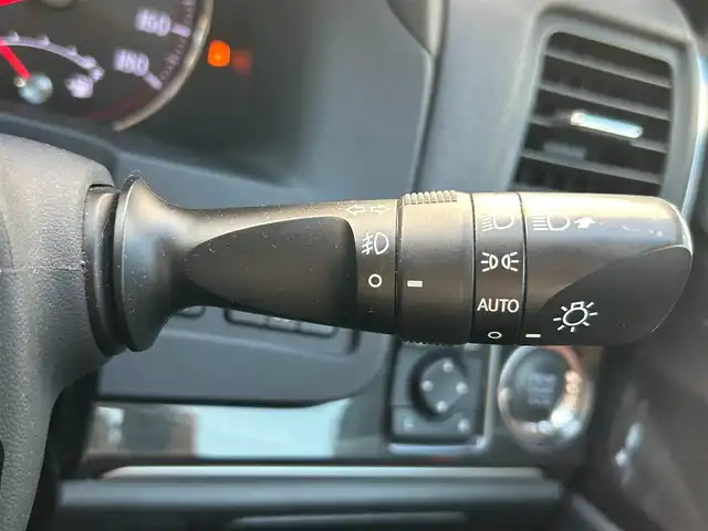 トヨタ クラウン アスリート S 滋賀県 2013(平25)年 13.3万km ホワイトパールクリスタルシャイン 純正メーカーナビ/（AM/FM/CD/DVD/TVフルセグHDD/Bluetooth/USB）/プリクラッシュブレーキアシスト/ETC/バックカメラ/クルーズコントロール/コーナーセンサー/ステアリングスイッチ/ハンズフリーフォン/シートヒーターD/N/シートベンチレーションD/N/パワーシートD/N/オートエアコン/オートライト/プッシュスタート/スマートキー/電動格納ミラー/レーダー付きルームミラー/USB/純正フロアマット/純正ドアバイザー