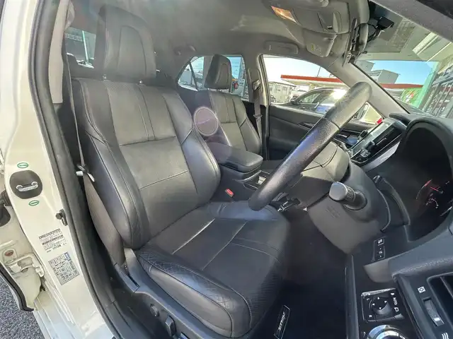 トヨタ クラウン アスリート S 滋賀県 2013(平25)年 13.3万km ホワイトパールクリスタルシャイン 純正メーカーナビ/（AM/FM/CD/DVD/TVフルセグHDD/Bluetooth/USB）/プリクラッシュブレーキアシスト/ETC/バックカメラ/クルーズコントロール/コーナーセンサー/ステアリングスイッチ/ハンズフリーフォン/シートヒーターD/N/シートベンチレーションD/N/パワーシートD/N/オートエアコン/オートライト/プッシュスタート/スマートキー/電動格納ミラー/レーダー付きルームミラー/USB/純正フロアマット/純正ドアバイザー