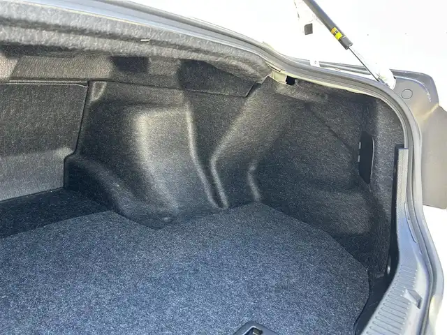 トヨタ クラウン アスリート S 滋賀県 2013(平25)年 13.3万km ホワイトパールクリスタルシャイン ８インチ純正ナビ/（AM/FM/CD/DVD/フルセグ/HDD/Bluetooth/USB）/レーダー付きルームミラー/ETC/バックカメラ/プリクラッシュブレーキアシスト/クルーズコントロール/コーナーセンサー/運転席・助手席シートヒーター/運転席・助手席シートベンチレーション/運転席・助手席パワーシート/電動格納ミラー/革巻きステアリング/ステアリングスイッチ/ハンズフリーフォン/オートライト/キセノンライト/フロントフォグ/フルオートエアコン/プッシュスタート/スマートキー/USB端子/純正フロアマット/純正ドアバイザー