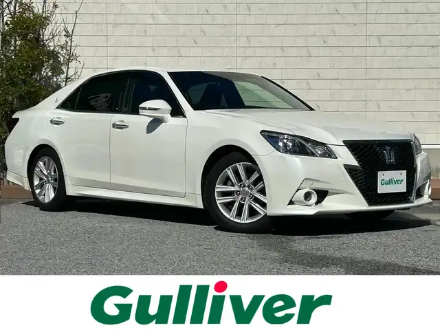 トヨタ クラウン アスリート S 滋賀県 2013(平25)年 13.3万km ホワイトパールクリスタルシャイン ８インチ純正ナビ/（AM/FM/CD/DVD/フルセグ/HDD/Bluetooth/USB）/レーダー付きルームミラー/ETC/バックカメラ/プリクラッシュブレーキアシスト/クルーズコントロール/コーナーセンサー/運転席・助手席シートヒーター/運転席・助手席シートベンチレーション/運転席・助手席パワーシート/電動格納ミラー/革巻きステアリング/ステアリングスイッチ/ハンズフリーフォン/オートライト/キセノンライト/フロントフォグ/フルオートエアコン/プッシュスタート/スマートキー/USB端子/純正フロアマット/純正ドアバイザー