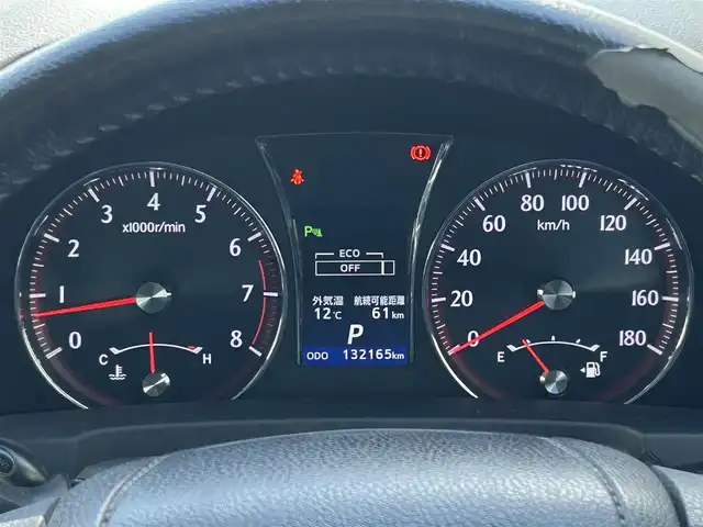 トヨタ クラウン アスリート S 滋賀県 2013(平25)年 13.3万km ホワイトパールクリスタルシャイン ８インチ純正ナビ/（AM/FM/CD/DVD/フルセグ/HDD/Bluetooth/USB）/レーダー付きルームミラー/ETC/バックカメラ/プリクラッシュブレーキアシスト/クルーズコントロール/コーナーセンサー/運転席・助手席シートヒーター/運転席・助手席シートベンチレーション/運転席・助手席パワーシート/電動格納ミラー/革巻きステアリング/ステアリングスイッチ/ハンズフリーフォン/オートライト/キセノンライト/フロントフォグ/フルオートエアコン/プッシュスタート/スマートキー/USB端子/純正フロアマット/純正ドアバイザー