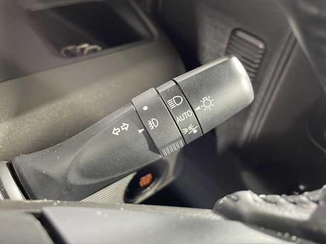 マツダ フレアワゴンタフスタイル ハイブリッドXS 沖縄県 2022(令4)年 2.5万km 黄Ⅱ 県外仕入れ/禁煙車/衝突被害軽減ブレーキ/車線逸脱警報/純正8インチナビ/AM/FM/CD/DVD/フルセグTV/Bluetooth/USB/バックカメラ/追従式クルーズコントロール/シートヒーターD/N/シートカバー/コーナーセンサー後方/ヘッドアップディスプレイ/オートライト/オートマチックハイビーム/LEDヘッドライト/純正14インチアルミホイール/カーテンエアバッグ/プッシュスタート/スペアキー有/ABS