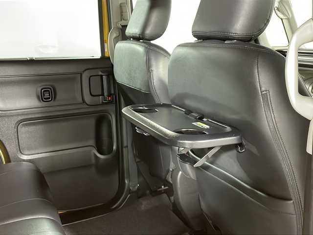 マツダ フレアワゴンタフスタイル ハイブリッドXS 沖縄県 2022(令4)年 2.5万km 黄Ⅱ 県外仕入れ/禁煙車/衝突被害軽減ブレーキ/車線逸脱警報/純正8インチナビ/AM/FM/CD/DVD/フルセグTV/Bluetooth/USB/バックカメラ/追従式クルーズコントロール/シートヒーターD/N/シートカバー/コーナーセンサー後方/ヘッドアップディスプレイ/オートライト/オートマチックハイビーム/LEDヘッドライト/純正14インチアルミホイール/カーテンエアバッグ/プッシュスタート/スペアキー有/ABS