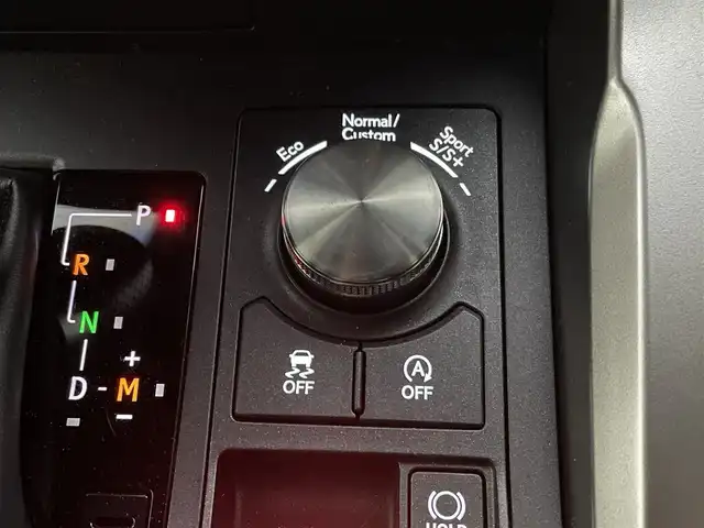 レクサス ＮＸ 300 Fスポーツ 山梨県 2018(平30)年 8.2万km ホワイトノーヴァガラスフレーク 黒革シート/純正メモリナビ/Bluetooth接続/フルセグTV/全方位カメラ/ETC2.0/ドライブレコーダー/前席パワーシート/前席シートヒーター/前席エアシート/ブラインドスポットモニター/ステアリングスイッチ/レーダー探知機/パドルシフト/エンジンスターター/スペアキー/取扱説明書/保証書