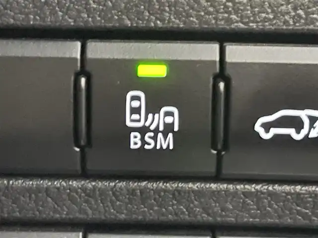 レクサス ＮＸ 300 Fスポーツ 山梨県 2018(平30)年 8.2万km ホワイトノーヴァガラスフレーク 黒革シート/純正メモリナビ/Bluetooth接続/フルセグTV/全方位カメラ/ETC2.0/ドライブレコーダー/前席パワーシート/前席シートヒーター/前席エアシート/ブラインドスポットモニター/ステアリングスイッチ/レーダー探知機/パドルシフト/エンジンスターター/スペアキー/取扱説明書/保証書