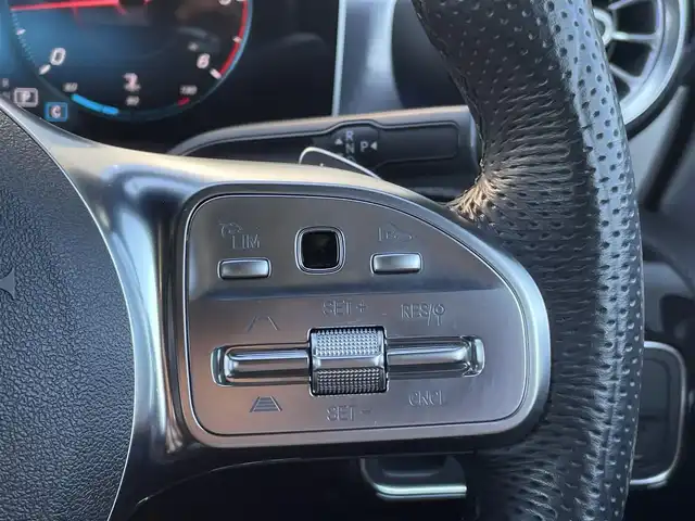 メルセデス・ベンツ ＣＬＡ２００ｄ AMGライン 三重県 2019(令1)年 3.9万km コスモスブラック レザーEXC　/HUD　/パノラマサンルーフ　/アンビエントライト　/純正ナビ　/全方位カメラ　/レーダーセーフティ　/ACC　/アドバンストサウンド　/パワーシート　/黒革シート　/シートヒーター　/純正18インチアルミ　/前後ドライブレコーダー