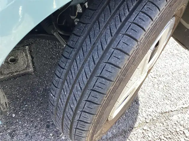 スズキ アルト L 滋賀県 2021(令3)年 0.6万km フィズブルーパールメタリック 距離5/800km台/純正CDオーディオ/スズキセーフティーサポート/パーキングコーナーセンサー/エネチャージ/シートヒーター/純正マット/バイザー/取説/保証書