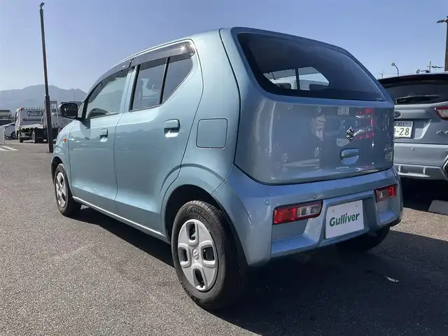 スズキ アルト L 滋賀県 2021(令3)年 0.6万km フィズブルーパールメタリック 距離5/800km台/純正CDオーディオ/スズキセーフティーサポート/パーキングコーナーセンサー/エネチャージ/シートヒーター/純正マット/バイザー/取説/保証書