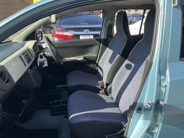 スズキ アルト L 滋賀県 2021(令3)年 0.6万km フィズブルーパールメタリック 距離5/800km台/純正CDオーディオ/スズキセーフティーサポート/パーキングコーナーセンサー/エネチャージ/シートヒーター/純正マット/バイザー/取説/保証書