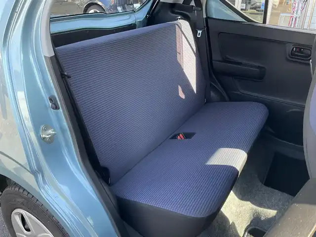 スズキ アルト L 滋賀県 2021(令3)年 0.6万km フィズブルーパールメタリック 距離5/800km台/純正CDオーディオ/スズキセーフティーサポート/パーキングコーナーセンサー/エネチャージ/シートヒーター/純正マット/バイザー/取説/保証書