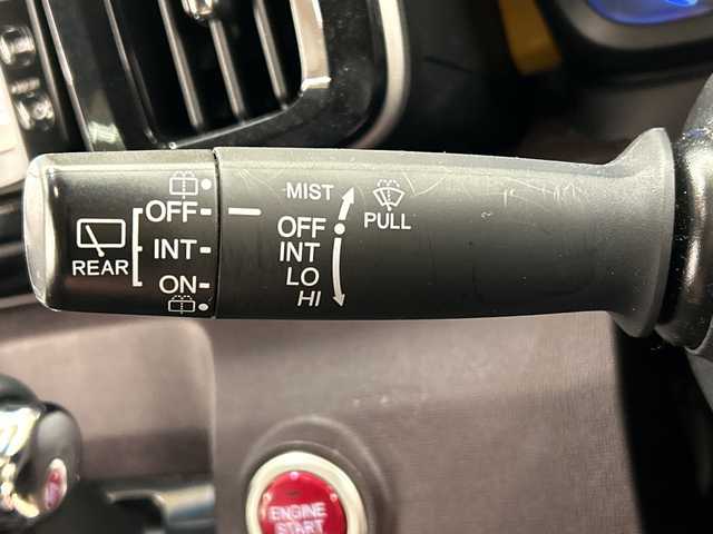 ホンダ Ｎ ＯＮＥ プレミアム ツアラー 道央・札幌 2013(平25)年 8.3万km プレミアムイエローパールⅡ /4WD//純正ナビ/フルセグTV/DVD/CD/MSV/BT//バックカメラ//社外エンジンスターター//横滑り防止//ETC//HID//フロントフォグ//プッシュスタート//スマートキー//ドアバイザー//電格ミラー//ミラーヒーター