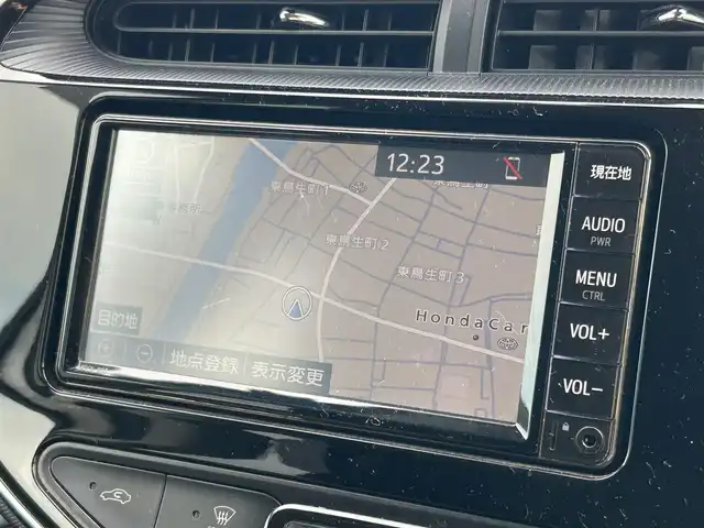 トヨタ アクア S スタイルブラック 愛媛県 2019(平31)年 2.5万km ホワイトパールクリスタルシャイン ディーラーOP純正ナビ/BT/AM・FM/CD/DVD/ワンセグTV/バックカメラ/ETC/前方ドライブレコーダー/ステアリングスイッチ/オートライト/オートマチックハイビーム/前後コーナーセンサー/横滑り防止装置/衝突軽減システム/純正フロアマット/純正ホイールキャップ/スペアキー