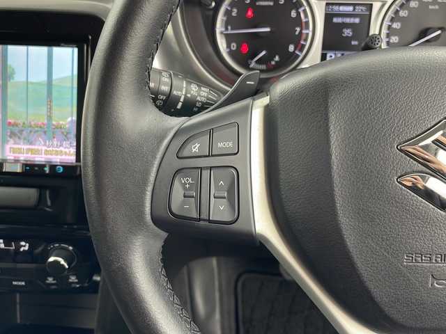 スズキ エスクード 1．6XC 道央・札幌 2017(平29)年 6.5万km クールホワイトパール ・4WD  /スズキセーフティーサポート/・レーダブレーキサポートII/・前方衝突警報ブレーキ機能/・前方衝突被害軽減ブレーキアシスト/・社外8インチメモリナビ/　(型式：AVIC-RL900ZS)/・CD/DVD/Bluetooth/フルセグTV/・クルーズコントロール/・バックカメラ/・ハーフレザーシート/前席シートヒーター/・純正17インチAW/・プッシュスタート/スマートキー/・ETC/・アイドリングストップ