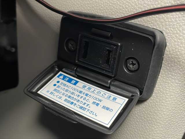 ダイハツ ムーヴ X リミテッドⅡ SAⅢ 道東・釧路十勝 2021(令3)年 0.8万km シャイニングホワイトパール 4WD/ワンオーナー/純正8インチメモリナビ/　(AM/FM/CD/DVD/BT)/フルセグTV/バックカメラ/純正AW夏セット積込(155/65R14)/純正エンジンスターター/純正前後ドライブレコーダー/衝突被害軽減ブレーキ/レーンキープアシスト/オートハイビーム/先行車発進お知らせ/後コーナーセンサー/運転席シートヒーター/社外レーダー/シートカバー/アイドリングストップ/横滑り防止装置/LEDヘッドライト/LEDフォグランプ/革巻きステアリング/取扱説明書/保証書/スペアキー