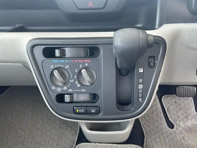 トヨタ パッソ X　S 群馬県 2018(平30)年 3万km ブライトシルバーM ワンオーナー/純正SDナビ、ワンセグ、Bluetooth、CD/　（NSCD-W66）/バックカメラ/プリクラッシュセーフティ/レーンキープアシスト/ヘッドライトレベライザー/電動格納ミラー/ドアバイザー/キーレス×１/保証書、取説