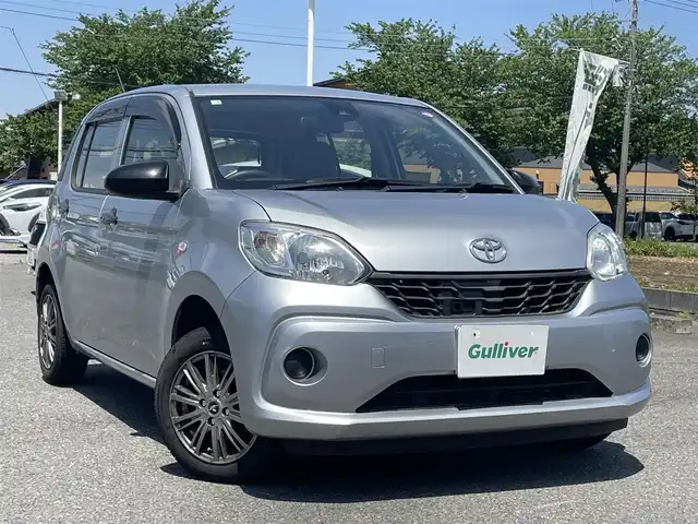 トヨタ パッソ X　S 群馬県 2018(平30)年 3万km ブライトシルバーM ワンオーナー/純正SDナビ、ワンセグ、Bluetooth、CD/　（NSCD-W66）/バックカメラ/プリクラッシュセーフティ/レーンキープアシスト/ヘッドライトレベライザー/電動格納ミラー/ドアバイザー/キーレス×１/保証書、取説