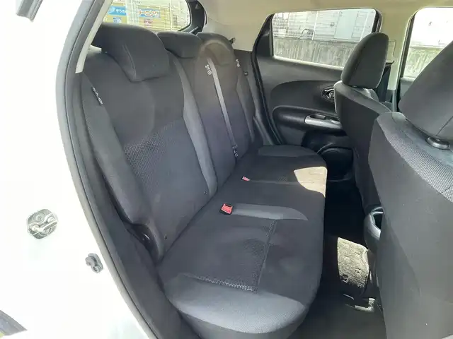 日産 ジューク 15RX Vセレクション 群馬県 2019(令1)年 10.2万km ブリリアントホワイトパール 社外ナビ/CD/DVD/TV/Bluetooth/レーンキープアシスト/衝突軽減システム/バックカメラ、全方位カメラ/ETC/ウィンカーミラー/電動格納ミラー/フォグランプ/純正アルミホイール/アイドリングストップ