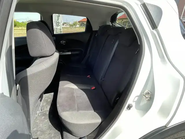 日産 ジューク 15RX Vセレクション 群馬県 2019(令1)年 10.2万km ブリリアントホワイトパール 社外ナビ/CD/DVD/TV/Bluetooth/レーンキープアシスト/衝突軽減システム/バックカメラ、全方位カメラ/ETC/ウィンカーミラー/電動格納ミラー/フォグランプ/純正アルミホイール/アイドリングストップ