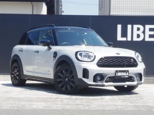 ＭＩＮＩ ＢＭＷ ミニ クロスオーバー クーパー SD オール4 岩手県 2022(令4)年 4.3万km ホワイト・シルバー インテリセーフ /LDW/純正HDDナビ/社外地デジチューナー/バックカメラ/PDC/コンフォートアクセス/サンルーフ/ミラーETC/クルコン /黒革シート/パワーシート/シートヒーター /LEDライト/LEDフォグ/前後ドラレコ