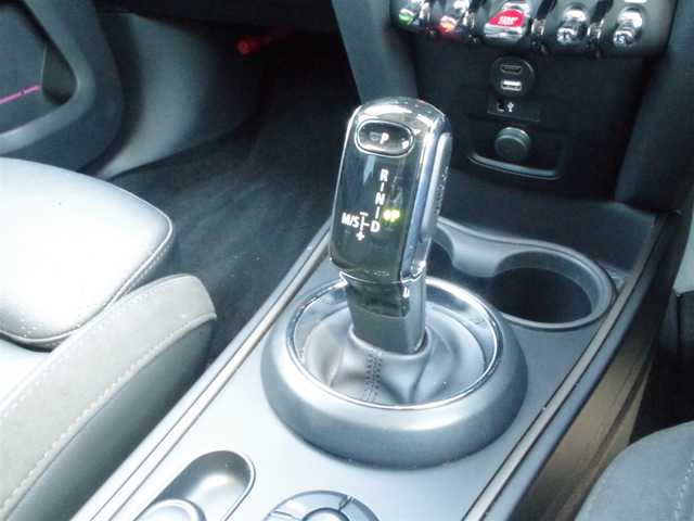 ＭＩＮＩ ＢＭＷ ミニ クロスオーバー クーパー SD オール4 岩手県 2022(令4)年 4.3万km ホワイト・シルバー インテリセーフ /LDW/純正HDDナビ/社外地デジチューナー/バックカメラ/PDC/コンフォートアクセス/サンルーフ/ミラーETC/クルコン /黒革シート/パワーシート/シートヒーター /LEDライト/LEDフォグ/前後ドラレコ