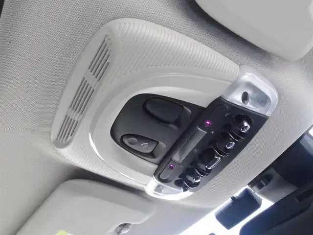 ＭＩＮＩ ＢＭＷ ミニ クロスオーバー クーパー SD オール4 岩手県 2022(令4)年 4.3万km ホワイト・シルバー インテリセーフ /LDW/純正HDDナビ/社外地デジチューナー/バックカメラ/PDC/コンフォートアクセス/サンルーフ/ミラーETC/クルコン /黒革シート/パワーシート/シートヒーター /LEDライト/LEDフォグ/前後ドラレコ