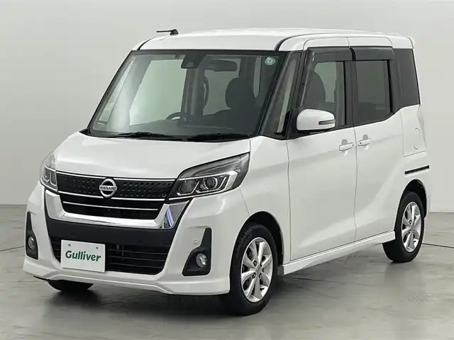 日産 デイズ ルークス ハイウェイスターX 福岡県 2018(平30)年 3.9万km ホワイトパール 純正ナビ（ＢＴ，フルセグＴＶ）　/全方位カメラ　/ＥＴＣ　/前方ドライブレコーダー　/コーナーセンサー　/衝突軽減ブレーキ　/レーンキープ　/アイドリングストップ　/片側電動スライドドア　/純正１４インチＡＷ　/ＬＥＤ