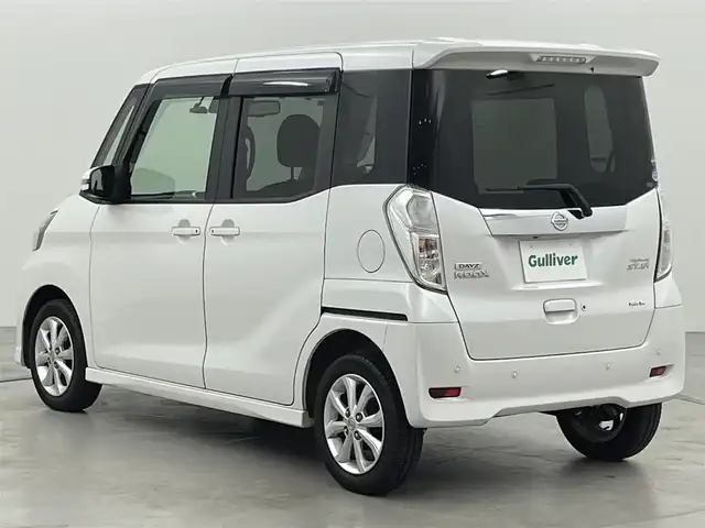 日産 デイズ ルークス ハイウェイスターX 福岡県 2018(平30)年 3.9万km ホワイトパール 純正ナビ（ＢＴ，フルセグＴＶ）　/全方位カメラ　/ＥＴＣ　/前方ドライブレコーダー　/コーナーセンサー　/衝突軽減ブレーキ　/レーンキープ　/アイドリングストップ　/片側電動スライドドア　/純正１４インチＡＷ　/ＬＥＤ