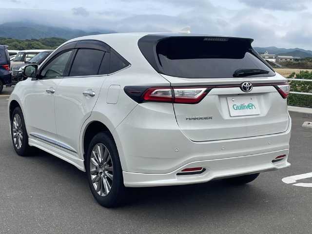 トヨタ ハリアー プログレス 佐賀県 2019(令1)年 4.9万km ホワイトパールクリスタルシャイン 純正9型ナビゲーション/・フルセグTV/CD/DVD/Bluetooth/パノラミックビューモニター/エアロ/JBLプレミアムサウンド/トヨタセーフティーセンス/衝突被害軽減ブレーキ/レーダークルーズコントロール/オートマチックハイビーム/横滑り防止装置/電動リアゲート/パワーシート/ETC/ドライブレコーダー/純正フロアマット/純正LEDヘッドライト/純正18インチアルミホイール