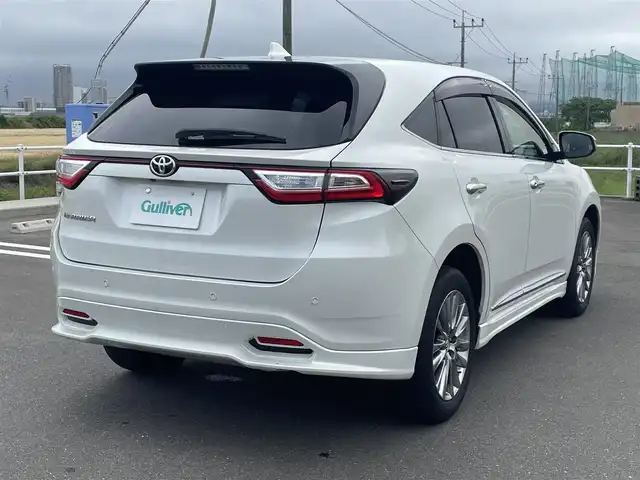 トヨタ ハリアー プログレス 佐賀県 2019(令1)年 4.9万km ホワイトパールクリスタルシャイン 純正9型ナビゲーション/・フルセグTV/CD/DVD/Bluetooth/パノラミックビューモニター/エアロ/JBLプレミアムサウンド/トヨタセーフティーセンス/衝突被害軽減ブレーキ/レーダークルーズコントロール/オートマチックハイビーム/横滑り防止装置/電動リアゲート/パワーシート/ETC/ドライブレコーダー/純正フロアマット/純正LEDヘッドライト/純正18インチアルミホイール