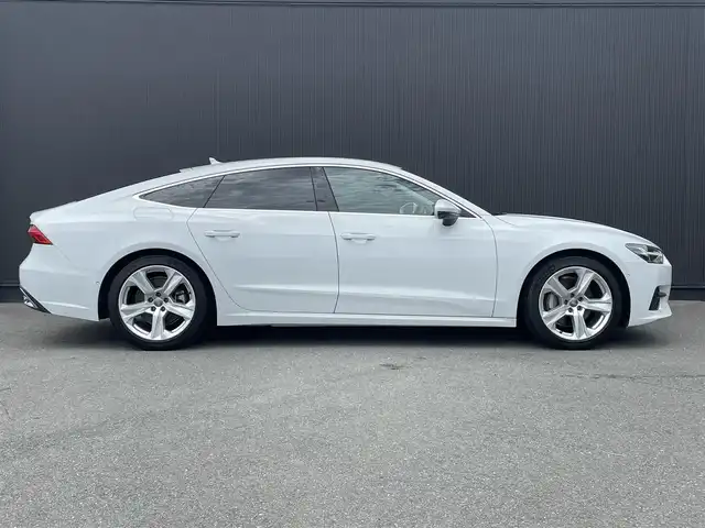 アウディ Ａ７ SB 45TFSIクワトロ 静岡県 2020(令2)年 2.8万km グレイシアホワイトメタリック 黒革シート/純正ナビ/フルセグTV/ラグジュアリーパッケージ/・ベンチレーション/・マッサージ機能/・マトリクスLED/ドライブレコーダー前後/360°カメラ/Apple CarPlay/全席シートヒーター/ワイヤレス充電