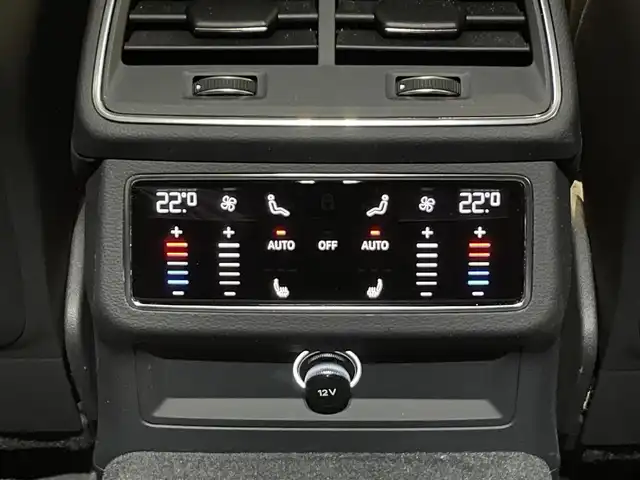 アウディ Ａ７ SB 45TFSIクワトロ 静岡県 2020(令2)年 2.8万km グレイシアホワイトメタリック 黒革シート/純正ナビ/フルセグTV/ラグジュアリーパッケージ/・ベンチレーション/・マッサージ機能/・マトリクスLED/ドライブレコーダー前後/360°カメラ/Apple CarPlay/全席シートヒーター/ワイヤレス充電
