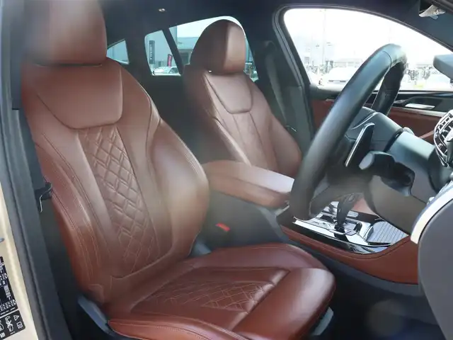 ＢＭＷ Ｘ４ xDrive 20d Mスポーツ 宮城県 2020(令2)年 2.6万km ゴールド ワンオーナー/純正ナビＴＶ/・フルセグ・ＢＴ・ＵＳＢ/パノラマサンルーフ/純正オプション２０インチＡＷ/ヘッドアップディスプレイ/パドルシフト/アダプティブクルーズコントロール/全方位カメラ/ブラインドスポットモニター/ブラウンレザーシート/全席シートヒーター/ミラー一体型ＥＴＣ/オートハイビーム/オートブレーキホールド/パワーバックドア/ダウンヒルアシスト/ワイヤレス充電/ドライブモードセレクト/ＬＥＤヘッドライト/前後フォグライト/カラーコード：Ｃ１Ｎ　サン・ストーン