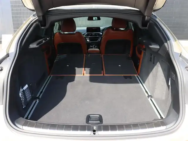 ＢＭＷ Ｘ４ xDrive 20d Mスポーツ 宮城県 2020(令2)年 2.6万km ゴールド ワンオーナー/純正ナビＴＶ/・フルセグ・ＢＴ・ＵＳＢ/パノラマサンルーフ/純正オプション２０インチＡＷ/ヘッドアップディスプレイ/パドルシフト/アダプティブクルーズコントロール/全方位カメラ/ブラインドスポットモニター/ブラウンレザーシート/全席シートヒーター/ミラー一体型ＥＴＣ/オートハイビーム/オートブレーキホールド/パワーバックドア/ダウンヒルアシスト/ワイヤレス充電/ドライブモードセレクト/ＬＥＤヘッドライト/前後フォグライト/カラーコード：Ｃ１Ｎ　サン・ストーン
