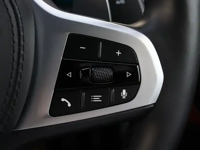 ＢＭＷ Ｘ４ xDrive 20d Mスポーツ 宮城県 2020(令2)年 2.6万km ゴールド ワンオーナー/純正ナビＴＶ/・フルセグ・ＢＴ・ＵＳＢ/パノラマサンルーフ/純正オプション２０インチＡＷ/ヘッドアップディスプレイ/パドルシフト/アダプティブクルーズコントロール/全方位カメラ/ブラインドスポットモニター/ブラウンレザーシート/全席シートヒーター/ミラー一体型ＥＴＣ/オートハイビーム/オートブレーキホールド/パワーバックドア/ダウンヒルアシスト/ワイヤレス充電/ドライブモードセレクト/ＬＥＤヘッドライト/前後フォグライト/カラーコード：Ｃ１Ｎ　サン・ストーン