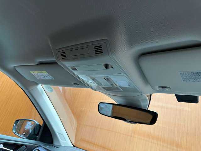 フォルクスワーゲン ＶＷ Ｔ－クロス TSI アクティブ 千葉県 2021(令3)年 4.7万km ディープブラックパールエフェクト ＡＣＣ　/ナビ　/Ｄｉｓｃｏｖｅｒメディア　/Ｂｌｕｅｔｏｏｔｈ接続　/ＣａｒＰｌａｙ　　/Ｂカメラ　/衝突軽減Ｂ　/ＬＥＤヘッドライト　/プッシュスタート　/スマートキー　/ＥＴＣ　/ブラックルーフレール　/オートライト
