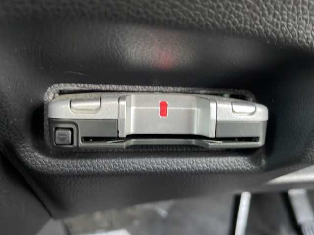 ホンダ フィット 13G Lパッケージ 鹿児島県 2014(平26)年 5.4万km アラバスターシルバーメタリック 社外7インチＳＤナビ/　　CD/DVD/フルセグＴＶ/バックカメラ/LEDヘッドライト/純正15インチアルミホイール/アイドリングストップ/スマートキー/ETC/オートライト/ＭＴモード付FAT