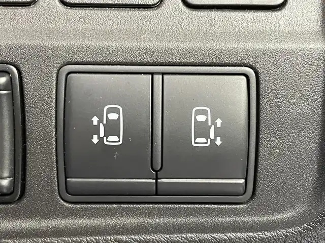 日産 セレナ e－パワー ハイウェイスター V 埼玉県 2020(令2)年 3.5万km マルーンレッド 2トーン 純正ナビ　フリップダウンモニター　アラウンドビューモニター　ＢＳＩ　全方位運転支援システム　ビルトインＥＴＣ　クルーズコントロール　ドラレコ　ハンズフリースライドドア　純正アルミ　ＬＥＤライト　地デジ