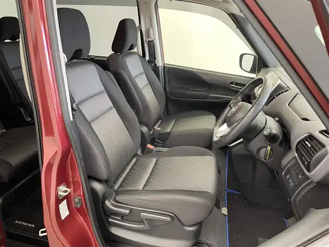 日産 セレナ e－パワー ハイウェイスター V 埼玉県 2020(令2)年 3.5万km マルーンレッド 2トーン 純正ナビ　フリップダウンモニター　アラウンドビューモニター　ＢＳＩ　全方位運転支援システム　ビルトインＥＴＣ　クルーズコントロール　ドラレコ　ハンズフリースライドドア　純正アルミ　ＬＥＤライト　地デジ