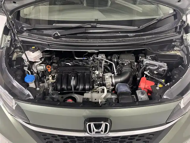 ホンダ フリード＋ ハイブリット G 佐賀県 2023(令5)年 2.2万km シルバーミストグリーンM 純正9インチナビ/フルセグＴＶ/Bluetooth/CD/DVD/ビルトインETC/前方・後方ドライブレコーダー/両側パワースライドドア/レーダークルーズコントロール/衝突被害軽減ブレーキ/レーンキープアシスト/先行車発進お知らせ機能/標識認知機能/シートヒーター/純正15インチアルミホイール/純正フロアマット