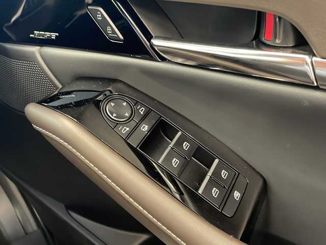 マツダ ＣＸ－３０ XD Lパッケージ 岐阜県 2021(令3)年 4.3万km マシーングレープレミアムM BOSEサウンドシステム（ＡＵＤＩＯＰＩＬＯＴ２＋Ｃｅｎｔｅｒｐｏｉｎｔ２）＋１２スピーカ/純正ナビゲーション/３６０°ビュー・モニター/ドライバー・モニタリング/ＣＤ／ＤＶＤプレーヤー/地上デジタルＴＶチューナー（フルセグ）/前後ドライブレコーダー/ブラインドスポットモニター/ヘッドアップディスプレイ/クリアランスソナー/LEDヘッドライト/オートハイビーム/オートライト/レザーシート/シートヒーター/ステアリングヒーター/メモリーシート/置くだけ充電/プッシュスタート/スマートキー/スペアキー/取扱説明書・記録簿