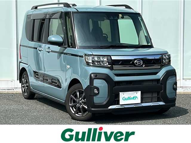 ダイハツ タント ファンクロス 福岡県 2022(令4)年 0.9万km レイクブルーメタリック ・純正ディスプレイオーディオ/-BT/フルセグTV/FM/AM/USB/HDMI/AppleCarPlay/AndroidAuto/・バックカメラ/・純正ドラレコ/・電動パーキングブレーキ/・ブレーキホールド/・純正アルミ14インチ/・純正フロアマット/・ドアバイザー/・ルーフレール/・サンシェード/・後部席テーブル/・ISOFIX/・ステアリングスイッチ