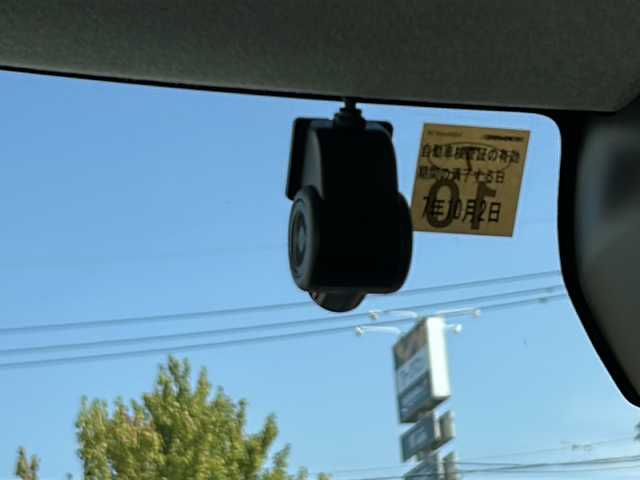 ダイハツ タント ファンクロス 福岡県 2022(令4)年 0.9万km レイクブルーメタリック ・純正ディスプレイオーディオ/-BT/フルセグTV/FM/AM/USB/HDMI/AppleCarPlay/AndroidAuto/・バックカメラ/・純正ドラレコ/・電動パーキングブレーキ/・ブレーキホールド/・純正アルミ14インチ/・純正フロアマット/・ドアバイザー/・ルーフレール/・サンシェード/・後部席テーブル/・ISOFIX/・ステアリングスイッチ