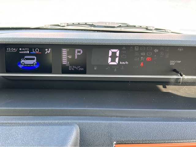 ダイハツ タント ファンクロス 福岡県 2022(令4)年 0.9万km レイクブルーメタリック ・純正ディスプレイオーディオ/-BT/フルセグTV/FM/AM/USB/HDMI/AppleCarPlay/AndroidAuto/・バックカメラ/・純正ドラレコ/・電動パーキングブレーキ/・ブレーキホールド/・純正アルミ14インチ/・純正フロアマット/・ドアバイザー/・ルーフレール/・サンシェード/・後部席テーブル/・ISOFIX/・ステアリングスイッチ